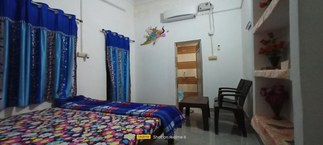 Hostel Buddha Khajurāho Cameră foto